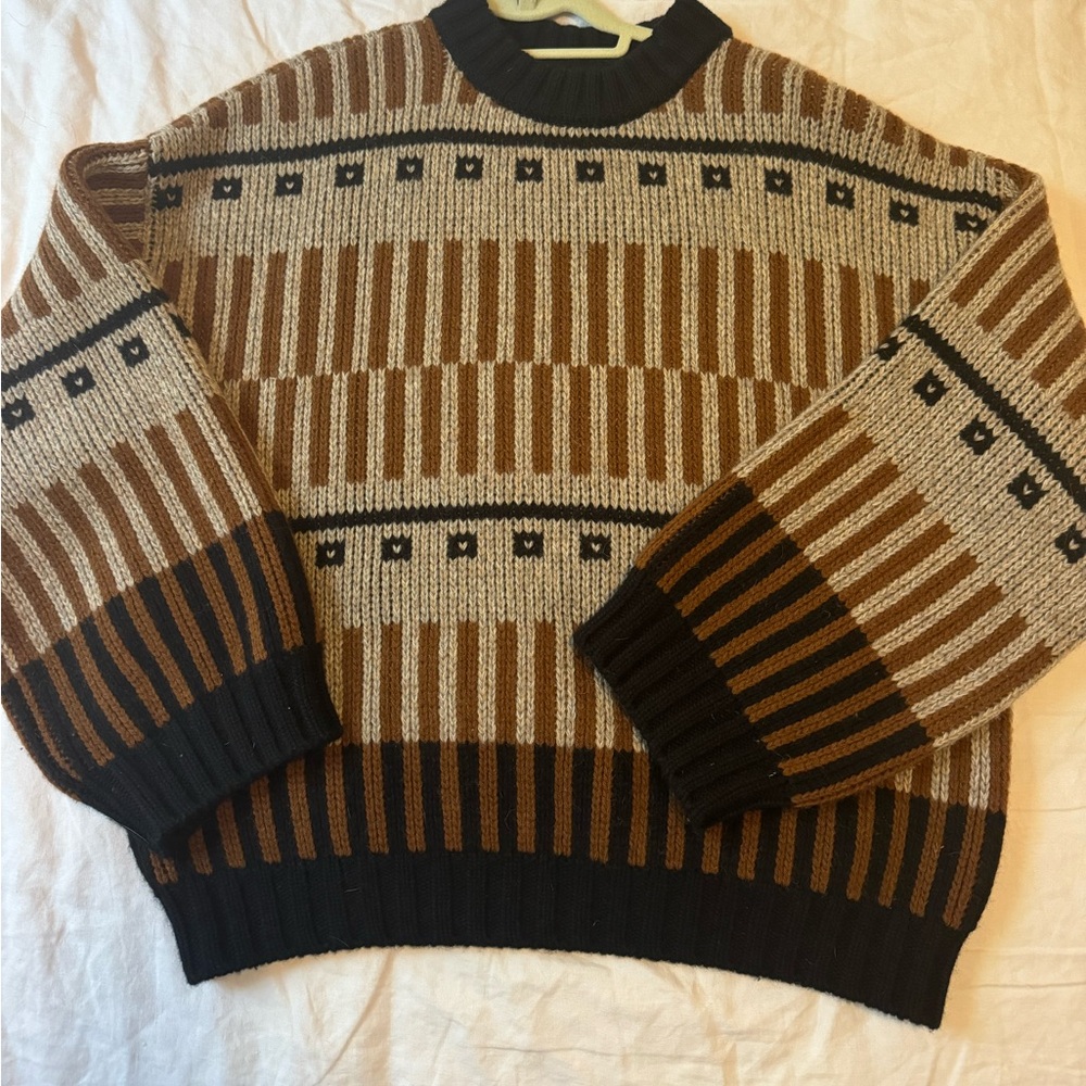 The Knotty Ones Ethno Sweater - Picture 2 of 4
